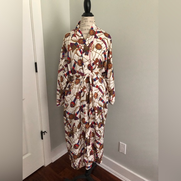 Vintage “Gracie Bishop” robe size 0 with pockets and sash - Picture 1 of 7